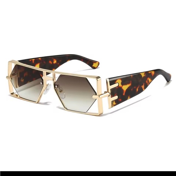 Tortoise Shell and Gold Rectangle Women's Sunglasses - Picture 1 of 4